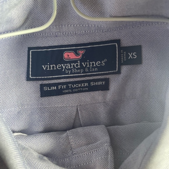 Handsome collection of five men’s XS Vineyard Vines long sleeve oxfords - Picture 3 of 11